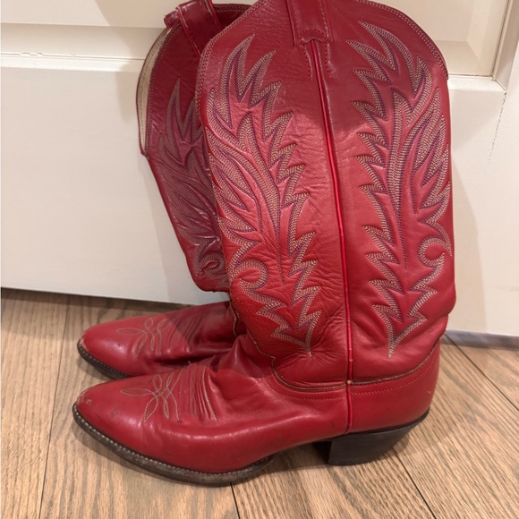 Red Western Cowboy Boots - Picture 3 of 6